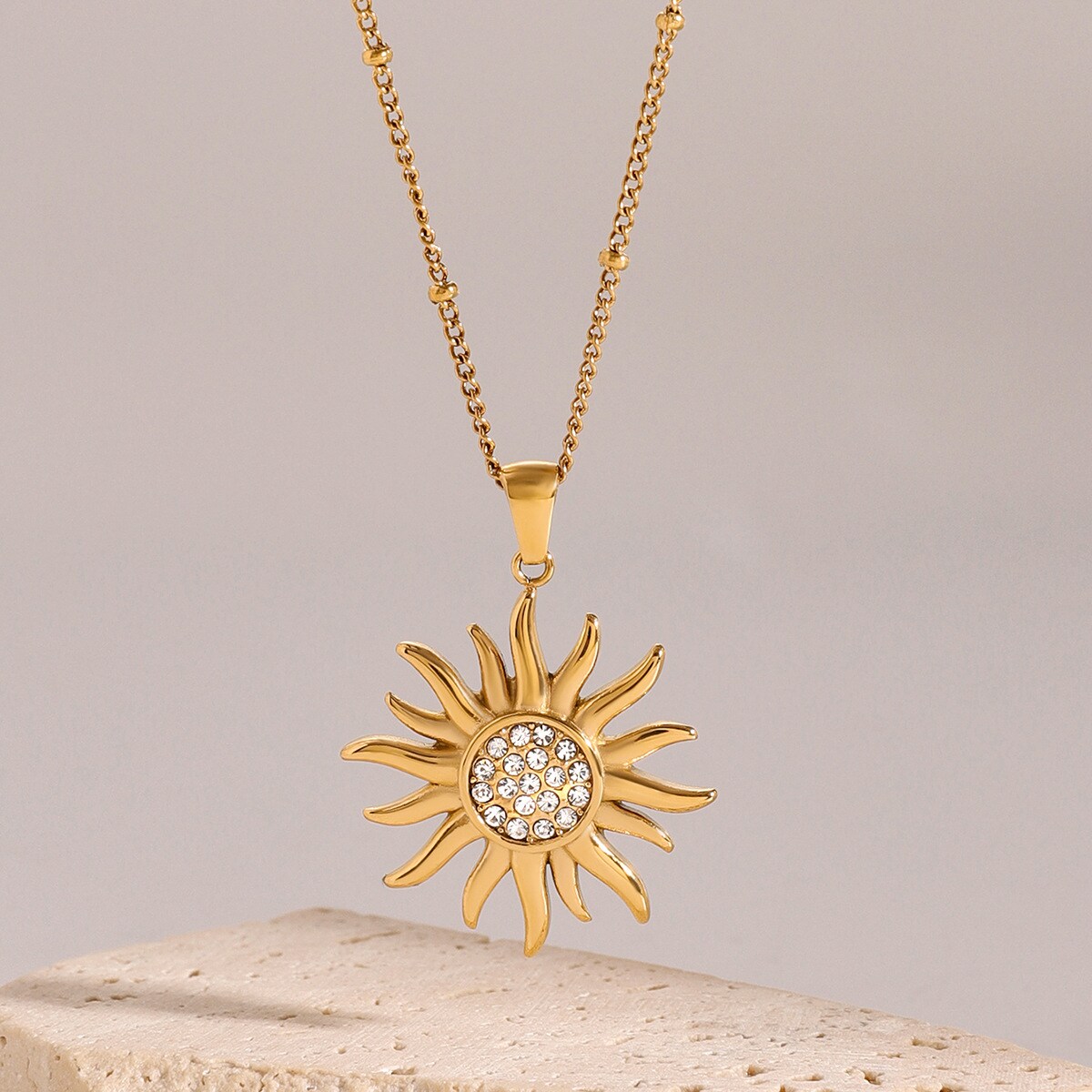 1 Piece Simple Series Punk Sun Stainless Steel 18K Gold Plated Rhinestone Women's Pendant Necklaces h5 